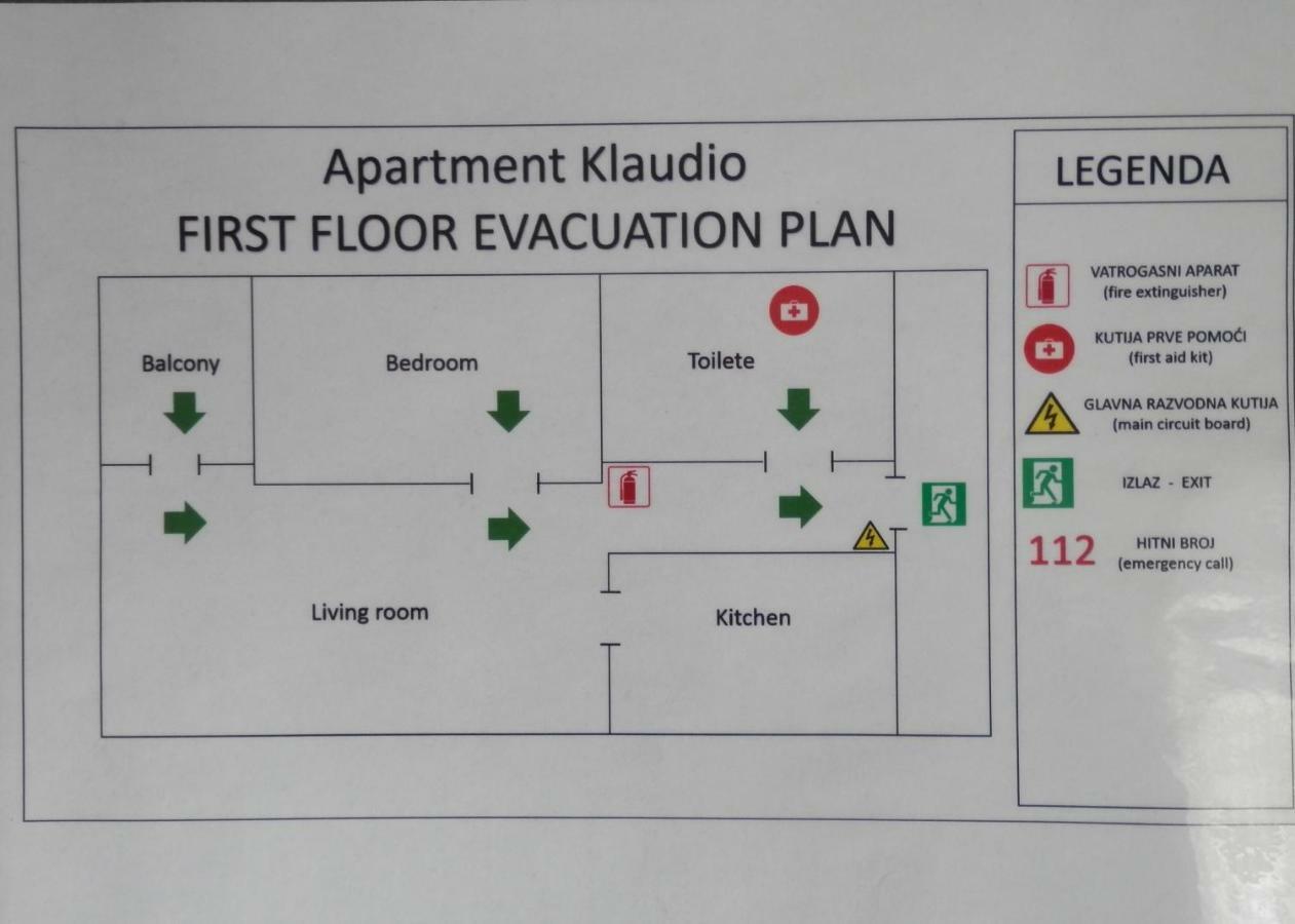Apartment Klaudio Senj  Extérieur photo