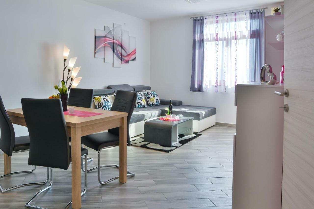 Apartment Klaudio Senj  Extérieur photo